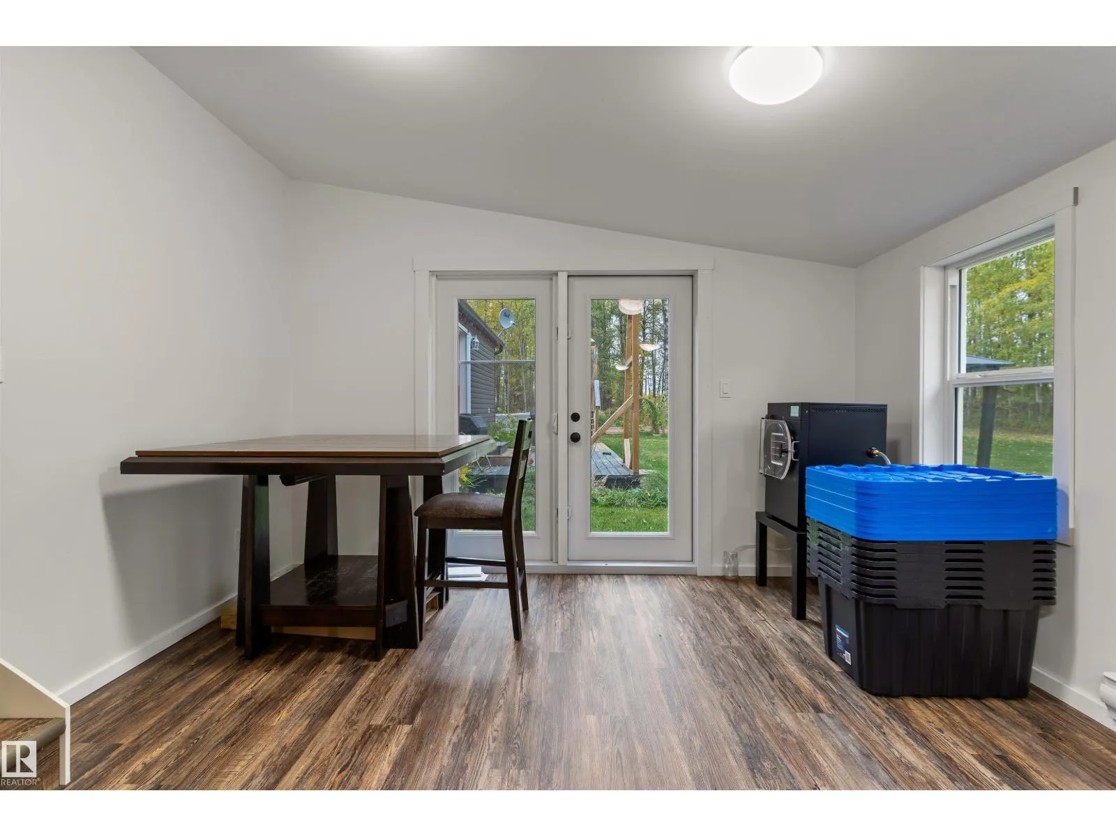 8102 TWP ROAD 494