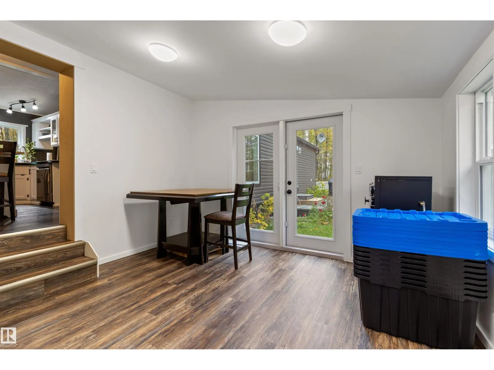 8102 TWP ROAD 494