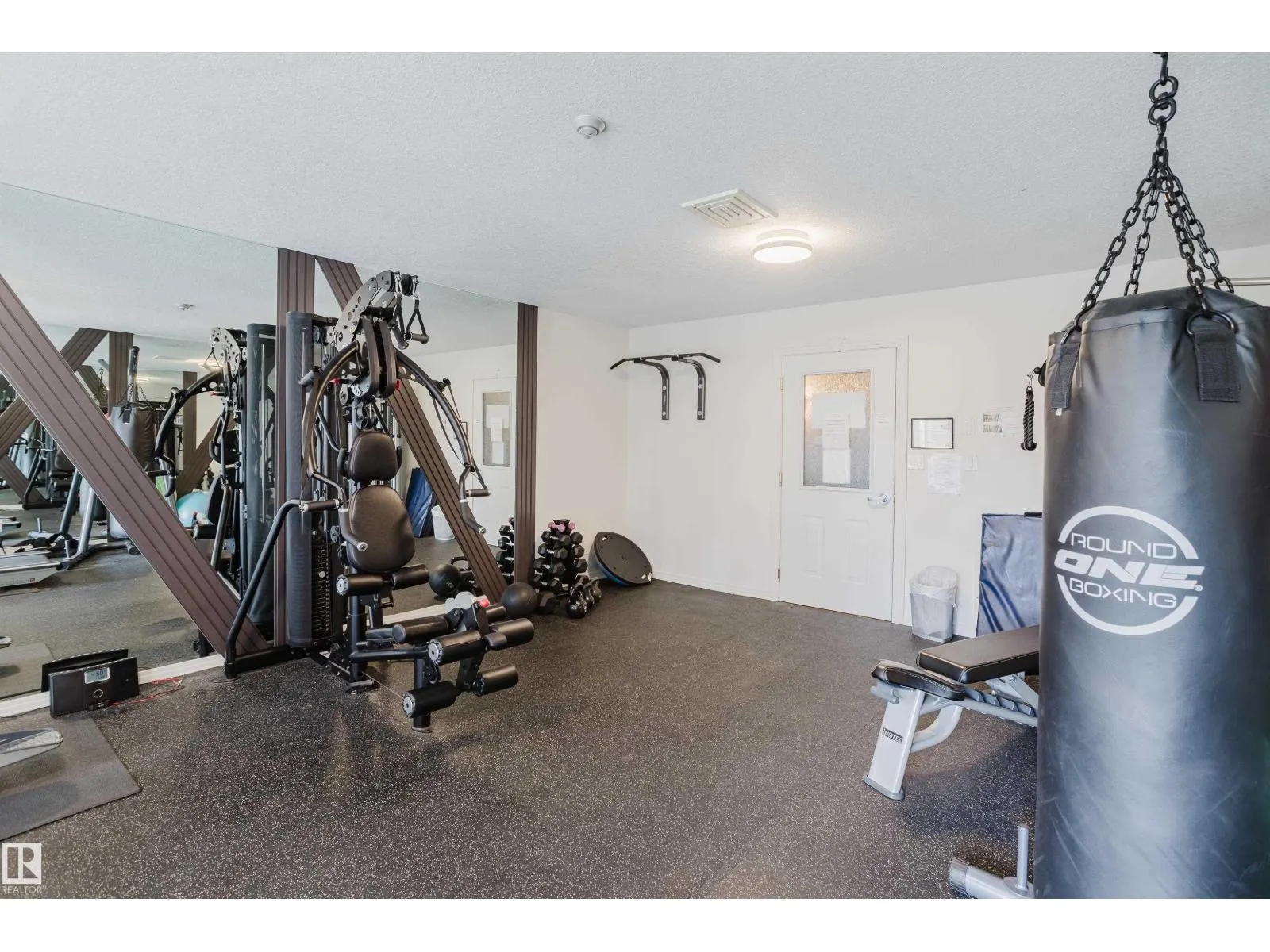 #202 7327 118 ST NW