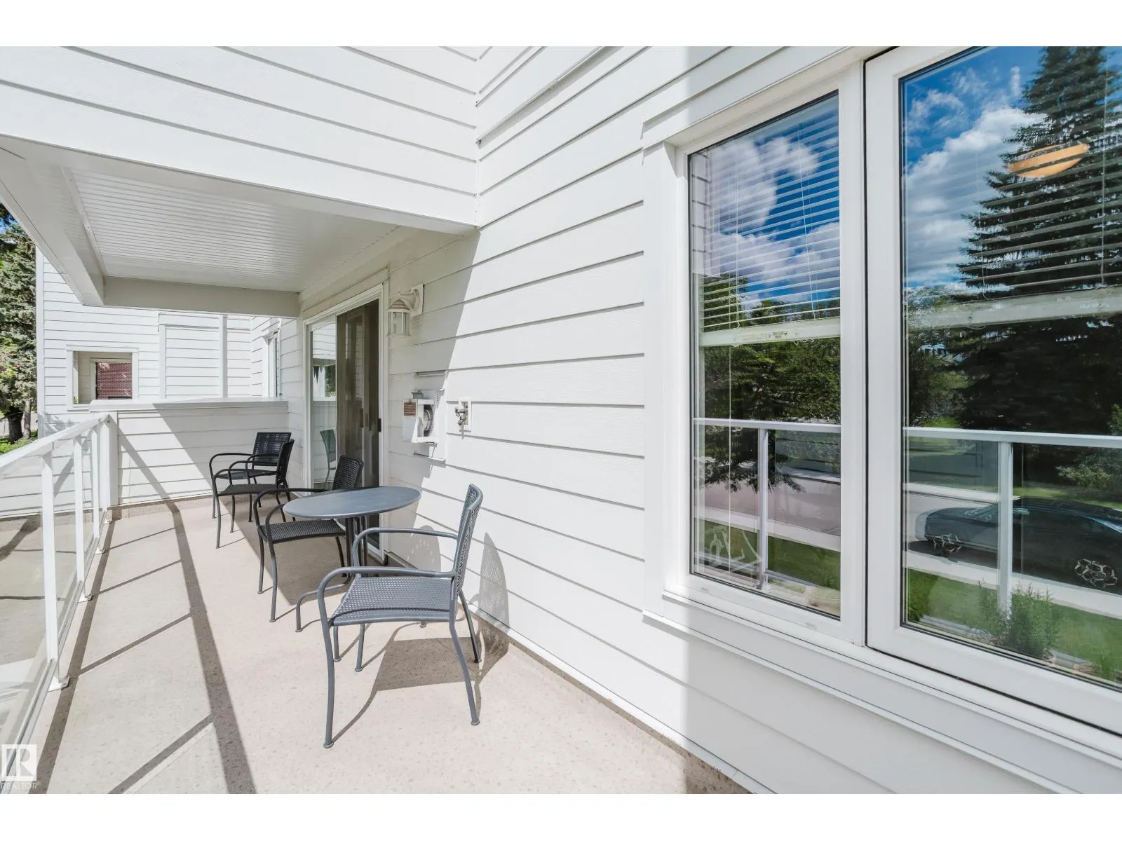 #202 7327 118 ST NW