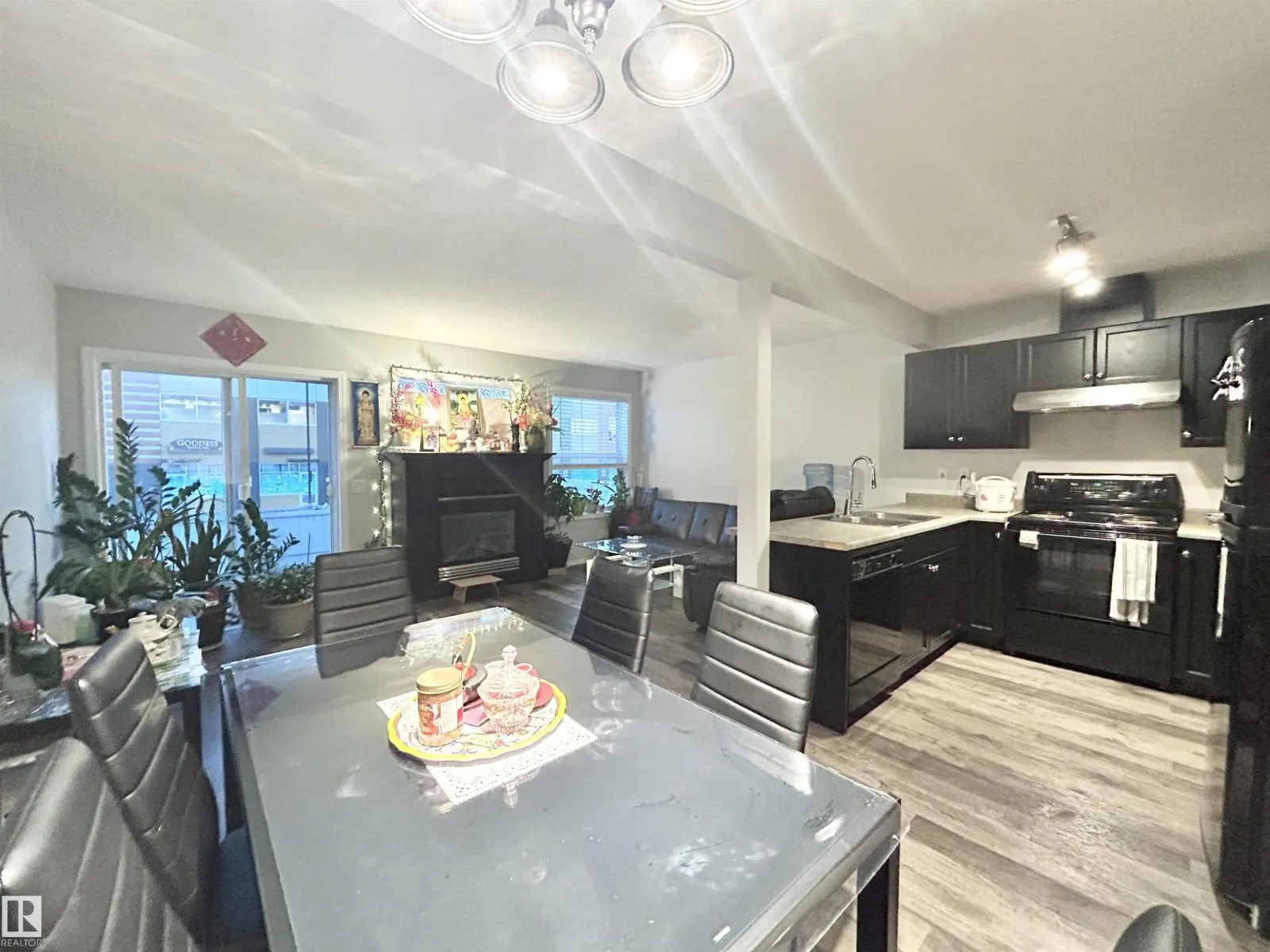 #29 16823 84 ST NW