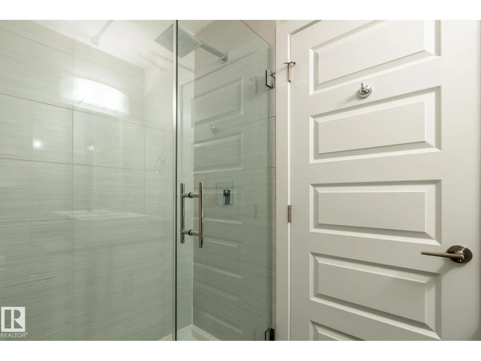 #130 5151 Windermere BV SW