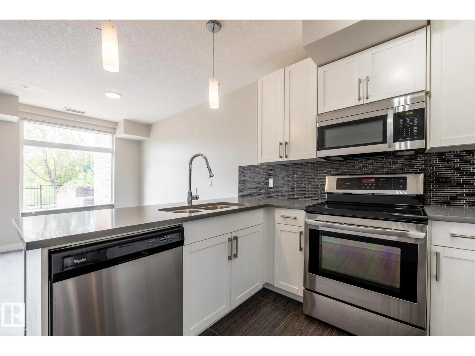 #130 5151 Windermere BV SW