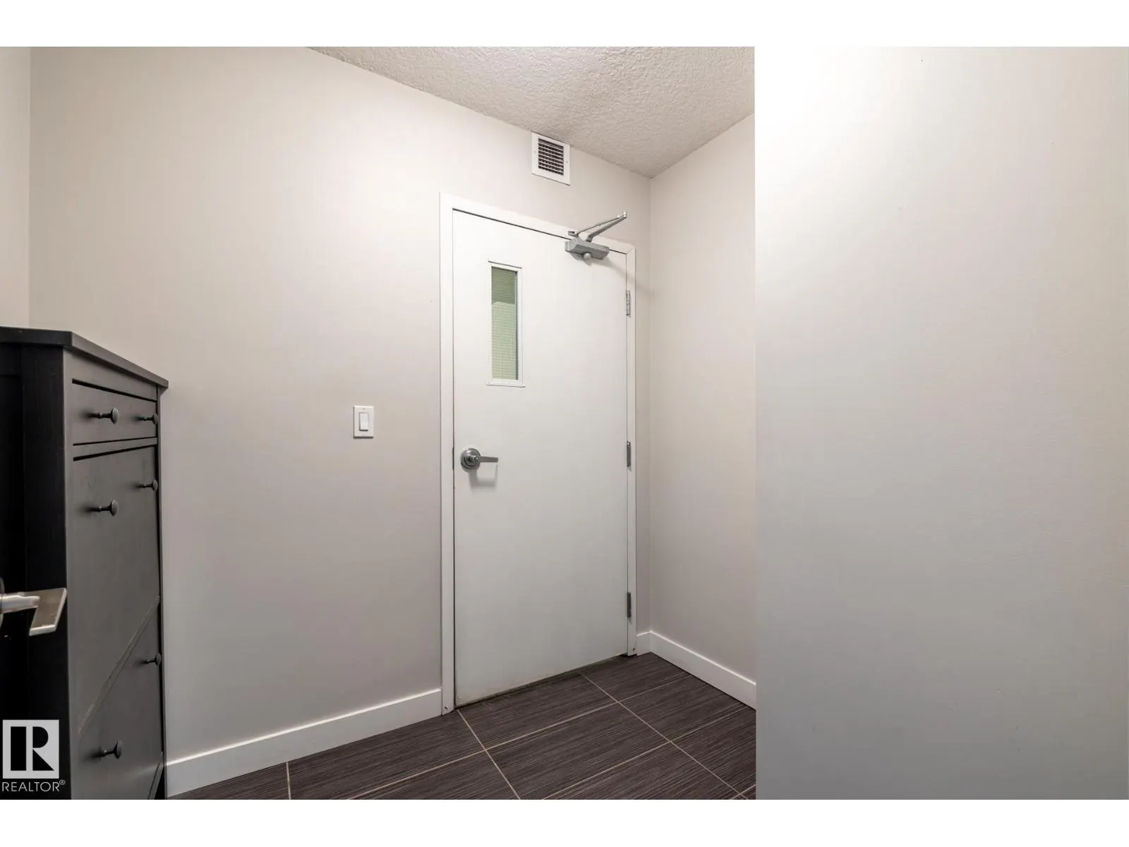 #130 5151 Windermere BV SW