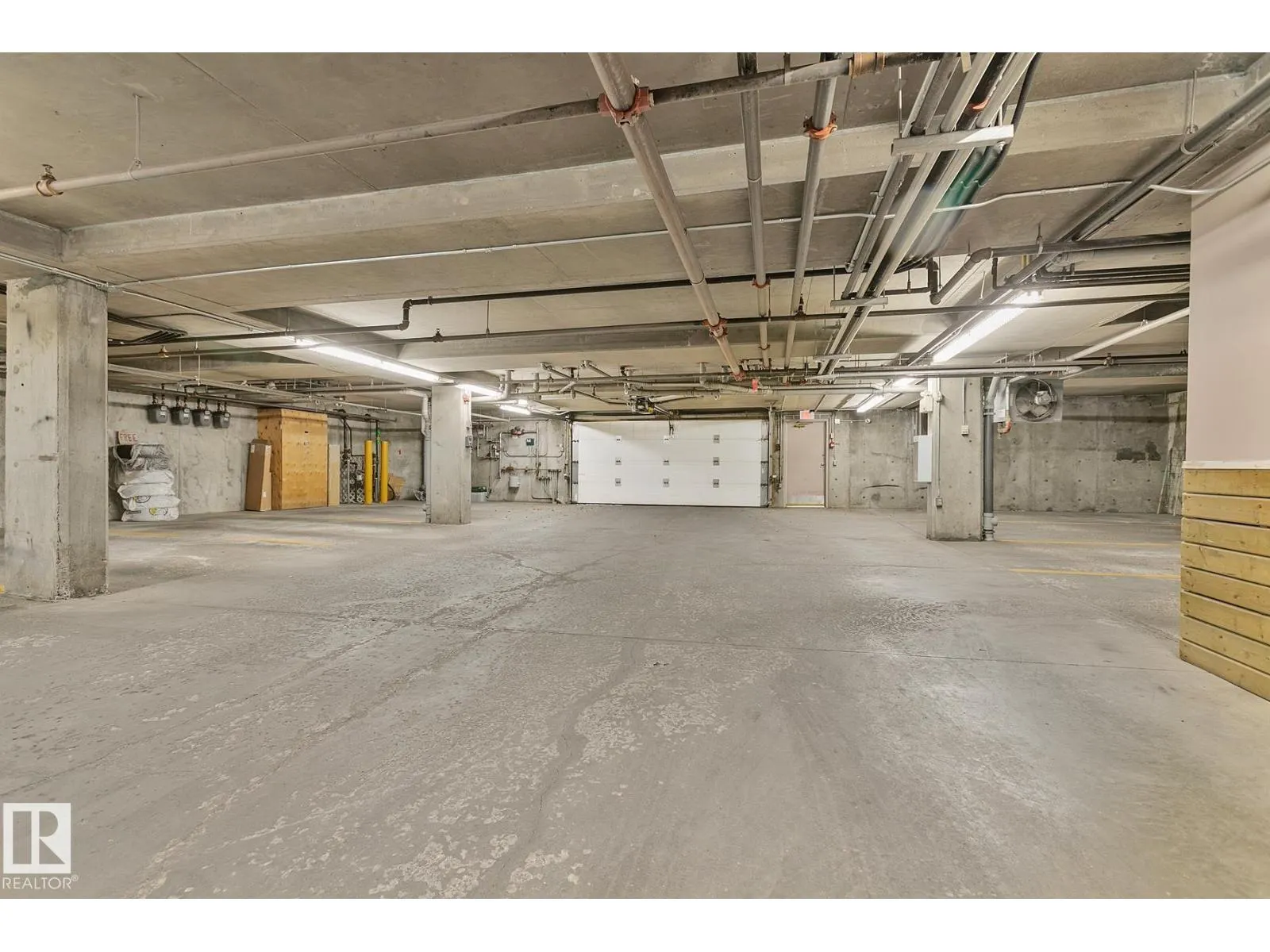 #204 8108 109 ST NW