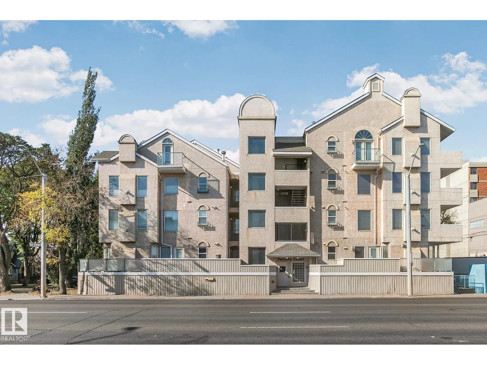 #204 8108 109 ST NW