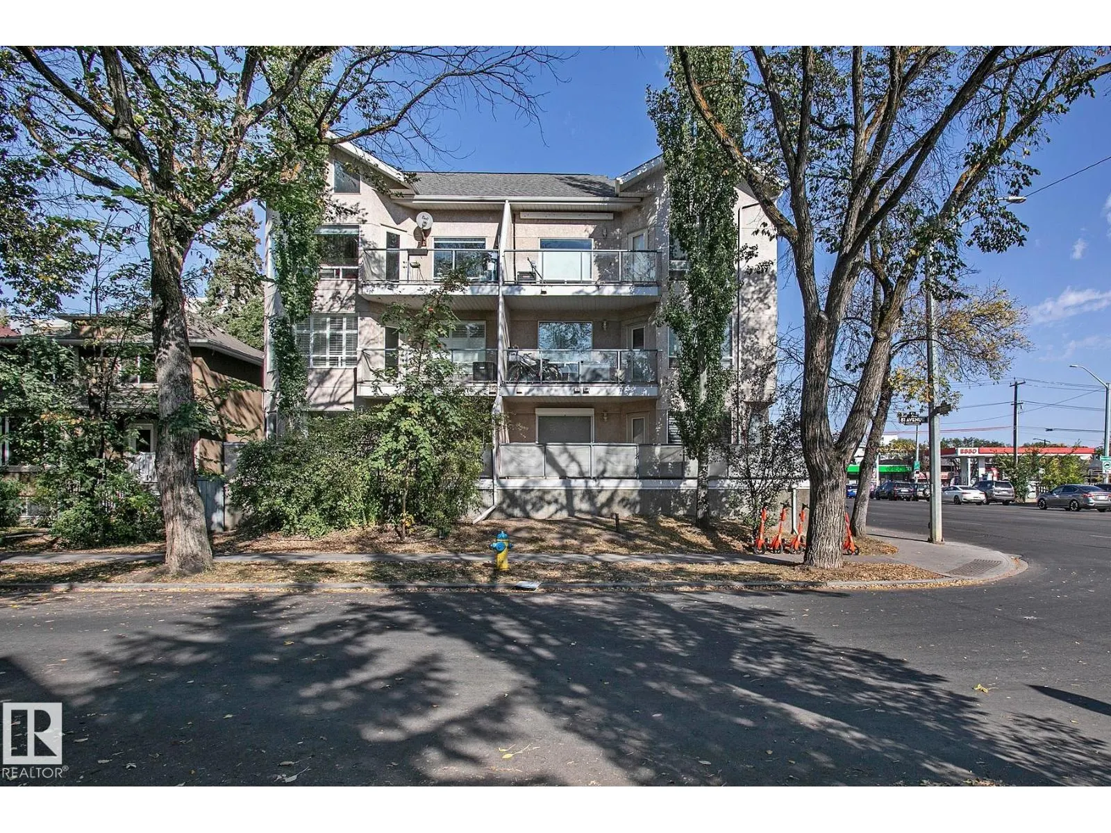 #204 8108 109 ST NW
