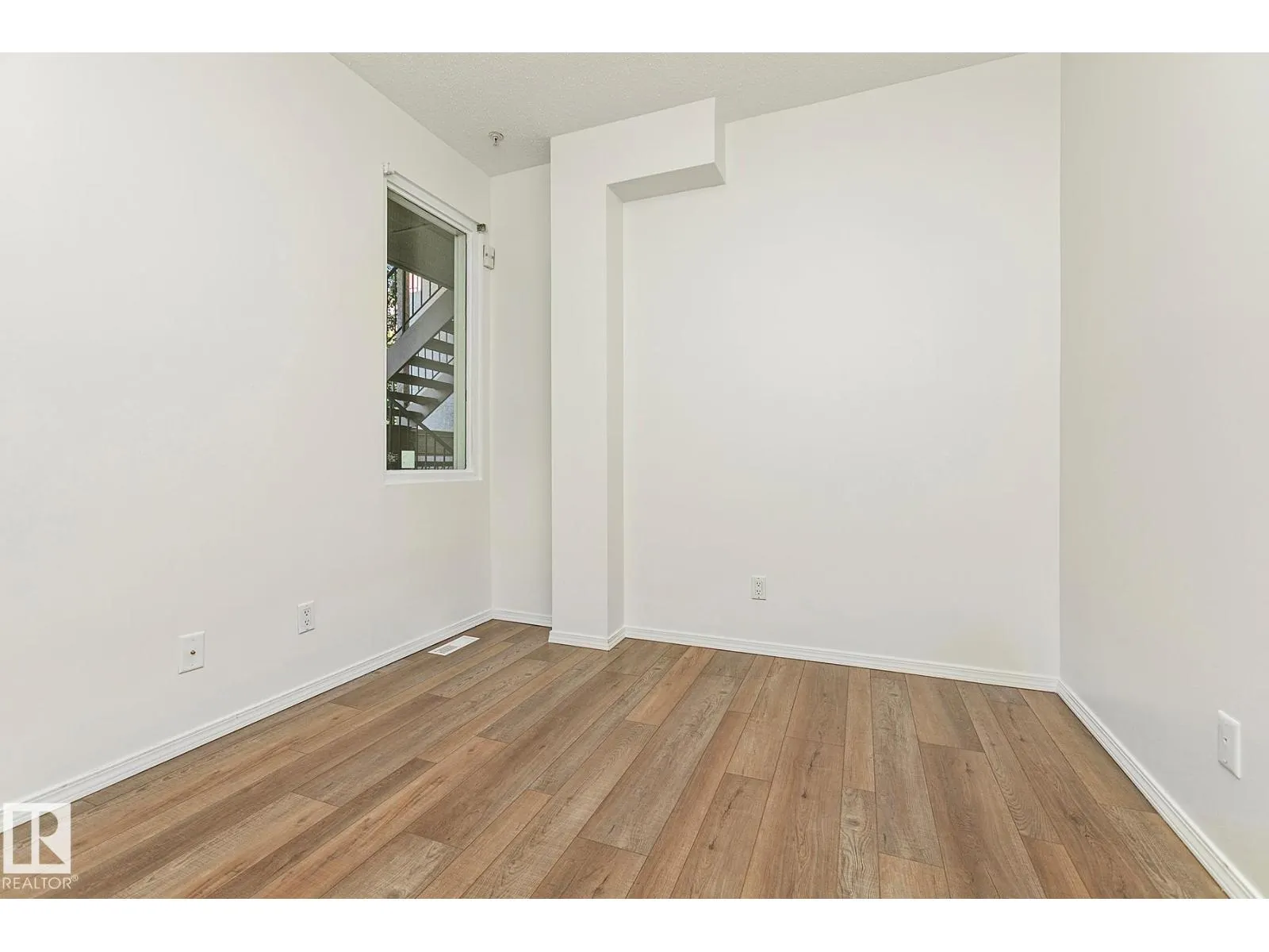 #204 8108 109 ST NW