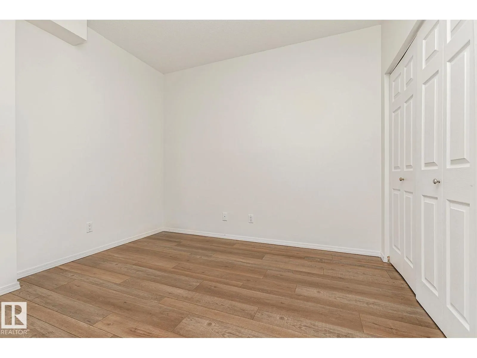 #204 8108 109 ST NW