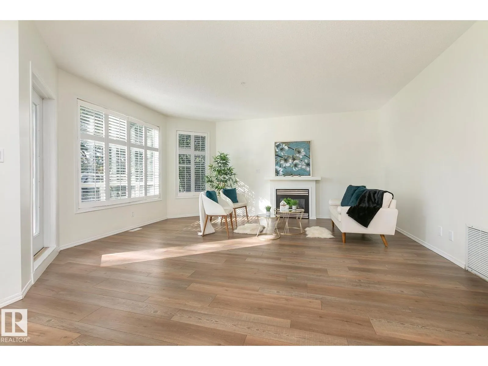 #204 8108 109 ST NW