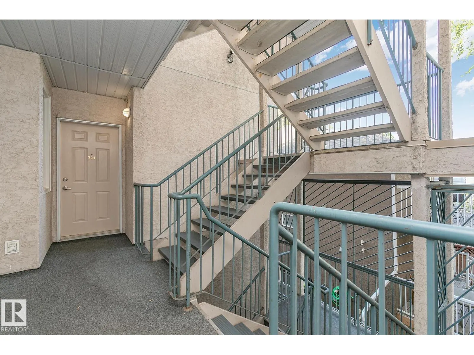 #204 8108 109 ST NW