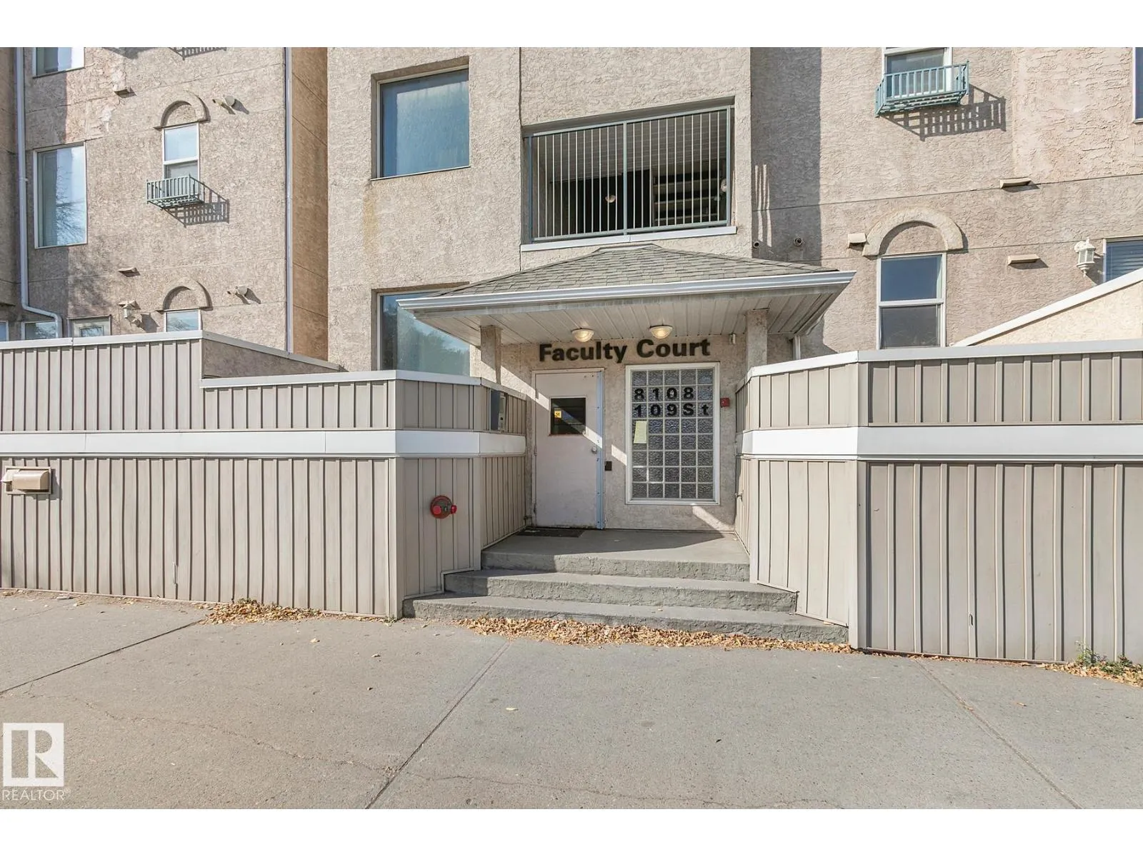 #204 8108 109 ST NW