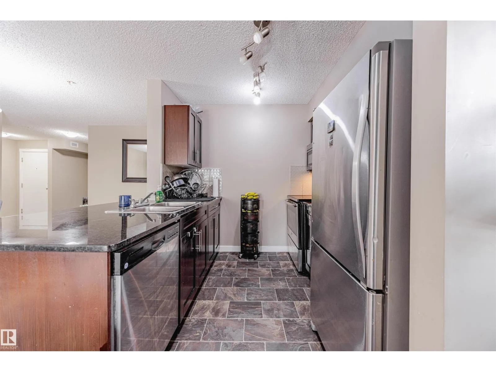 #202 5816 MULLEN PL NW