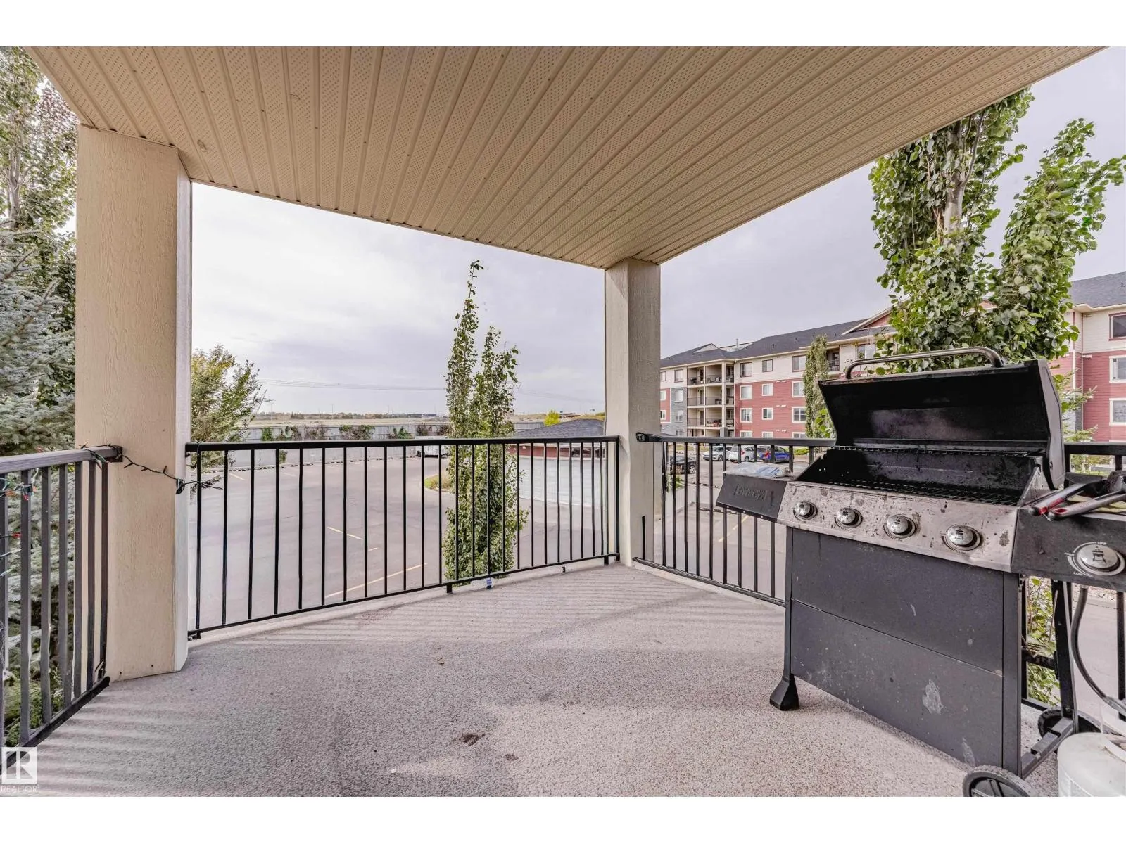 #202 5816 MULLEN PL NW