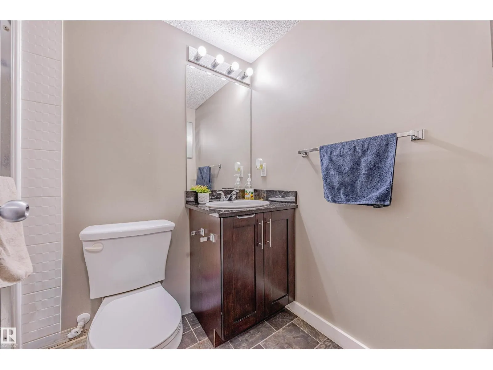 #202 5816 MULLEN PL NW