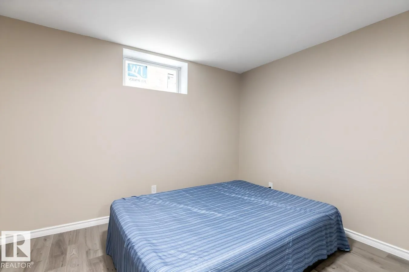 6303 89 AV NW