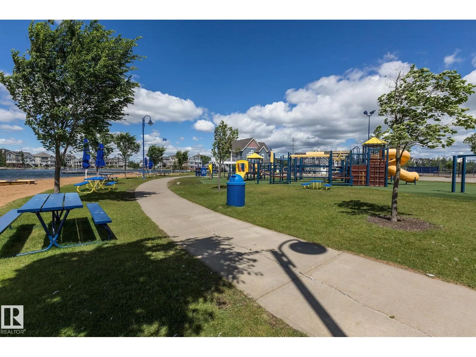 #60 9151 SHAW WY SW
