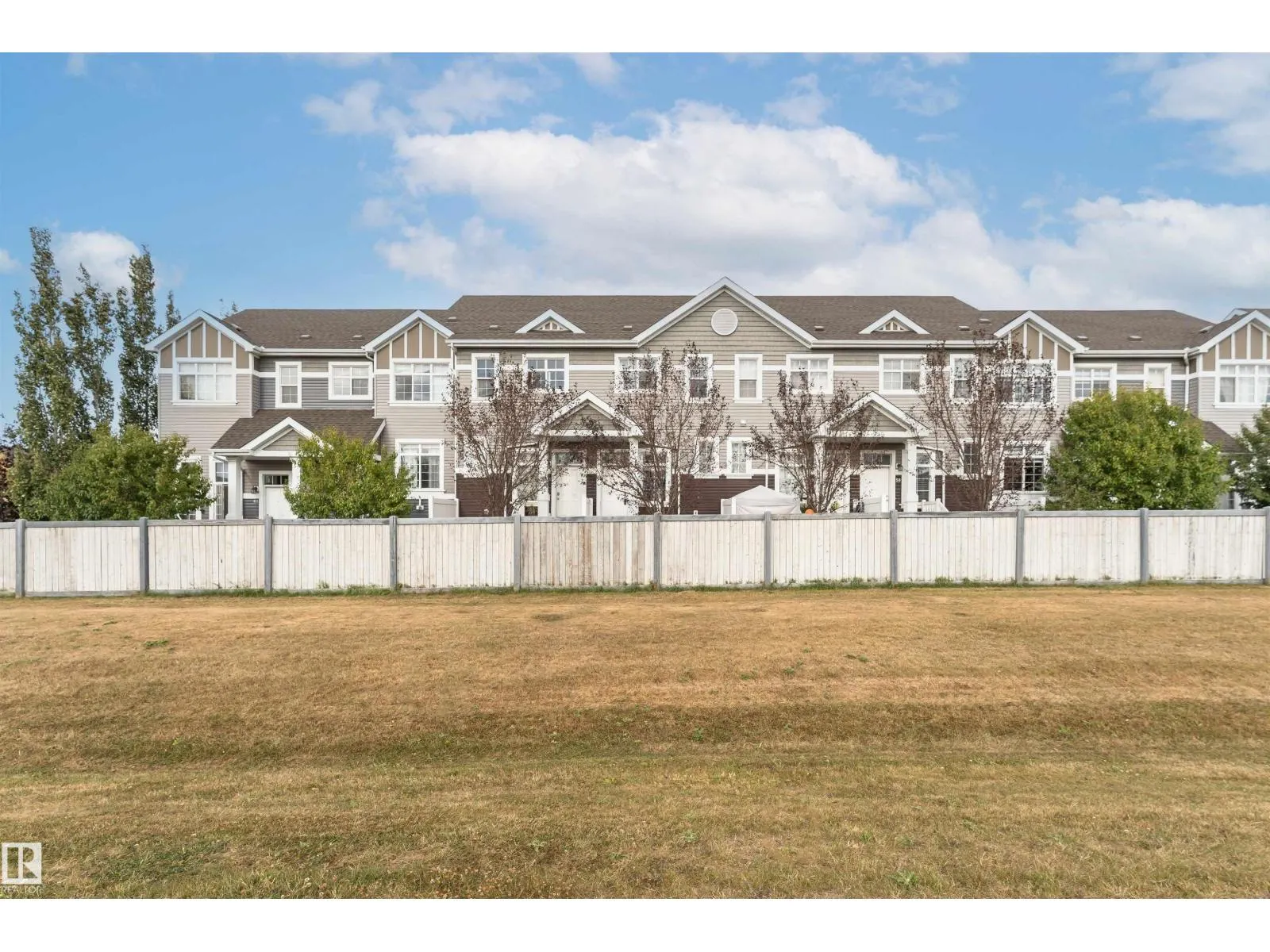 #60 9151 SHAW WY SW