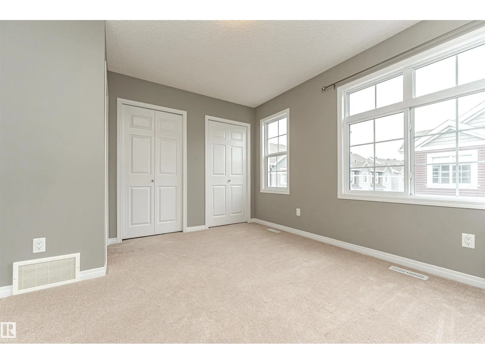 #60 9151 SHAW WY SW