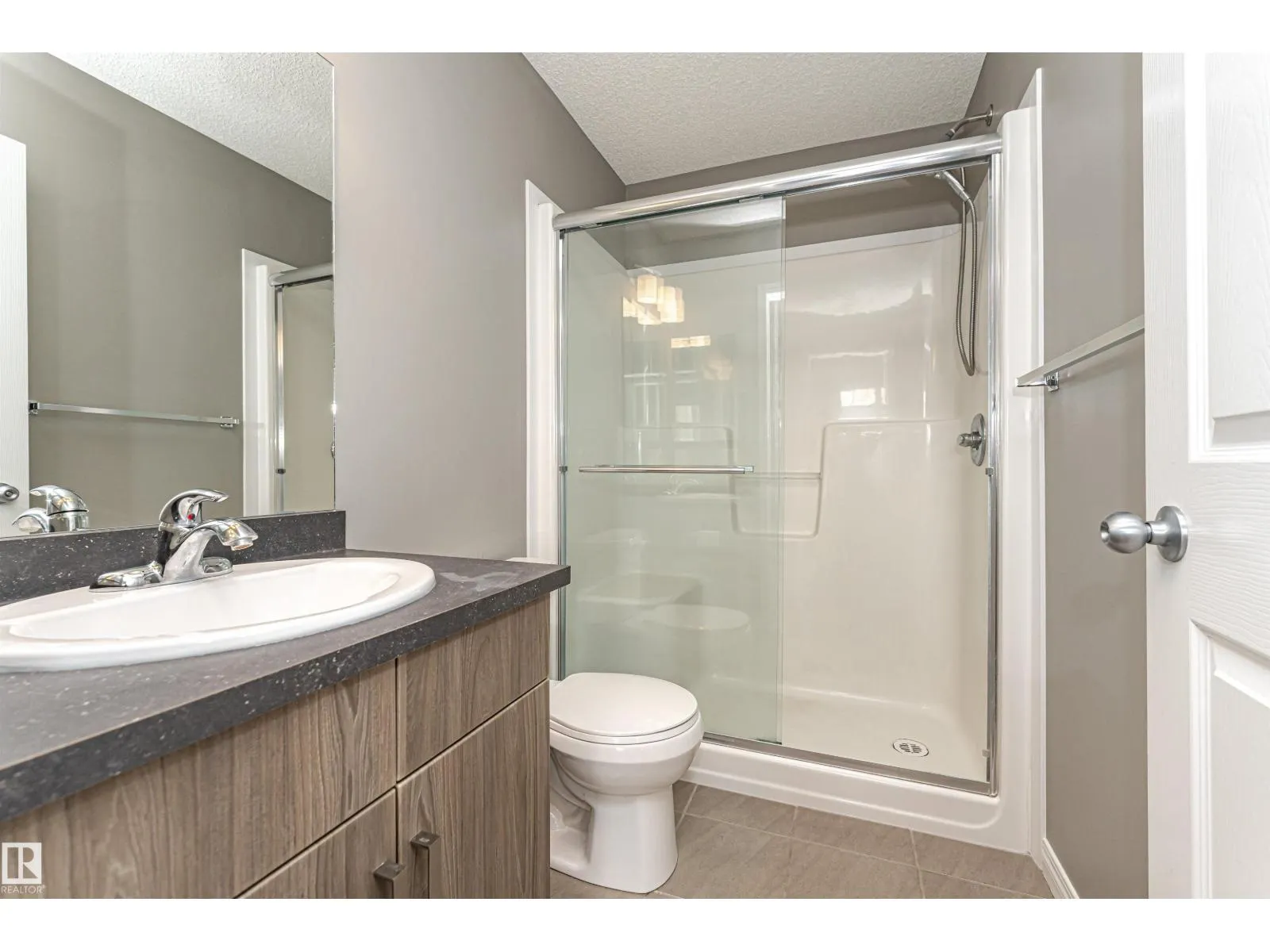 #60 9151 SHAW WY SW
