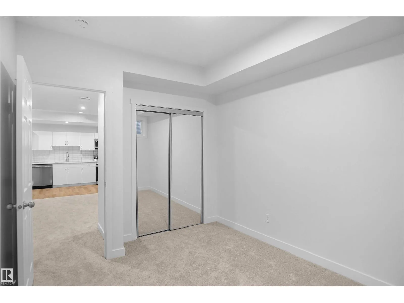 2021 209A ST NW