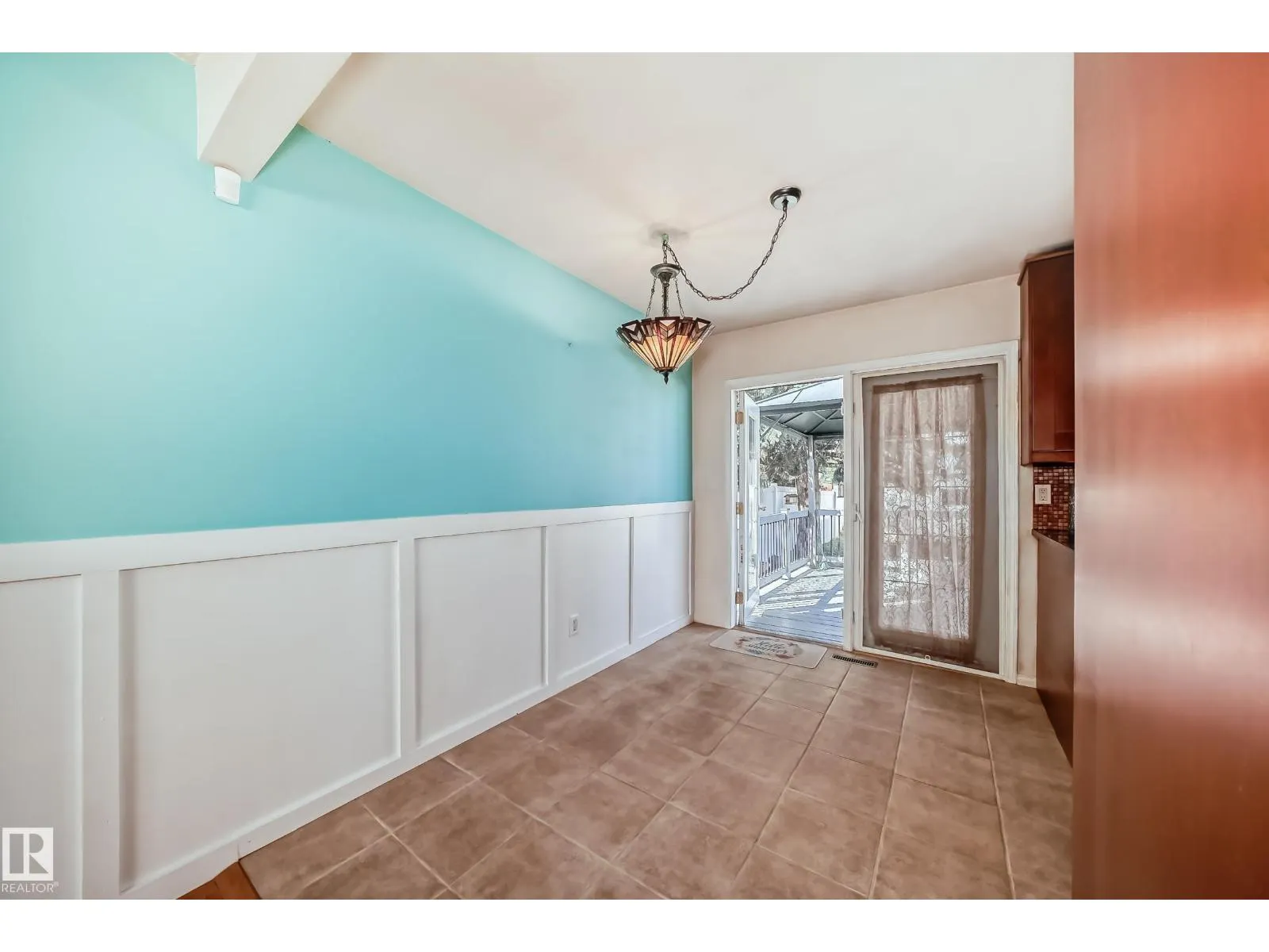 6308 144A AV NW