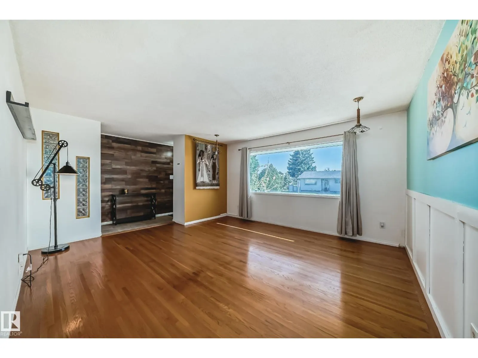 6308 144A AV NW