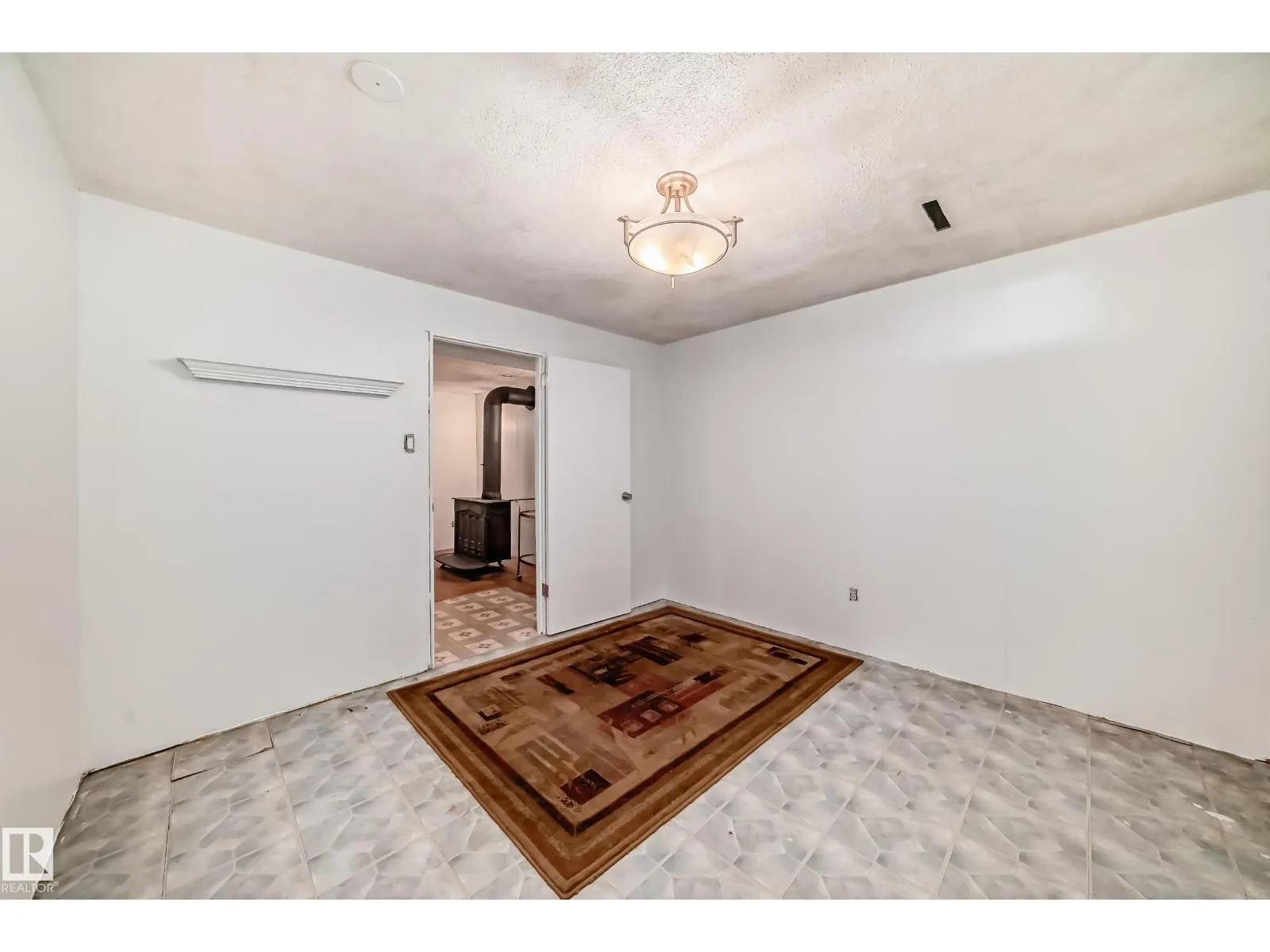 6308 144A AV NW