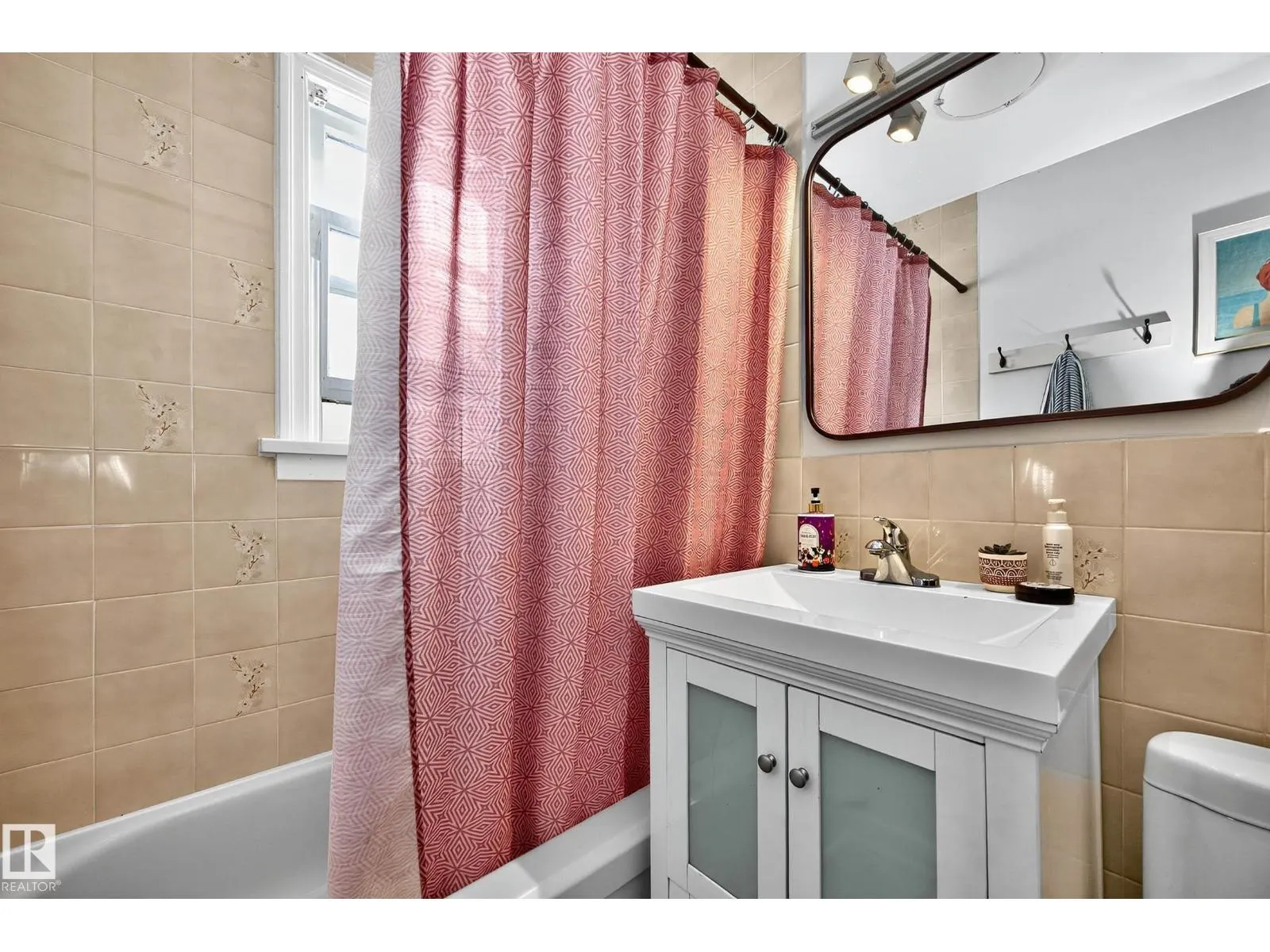 12315 103 ST NW