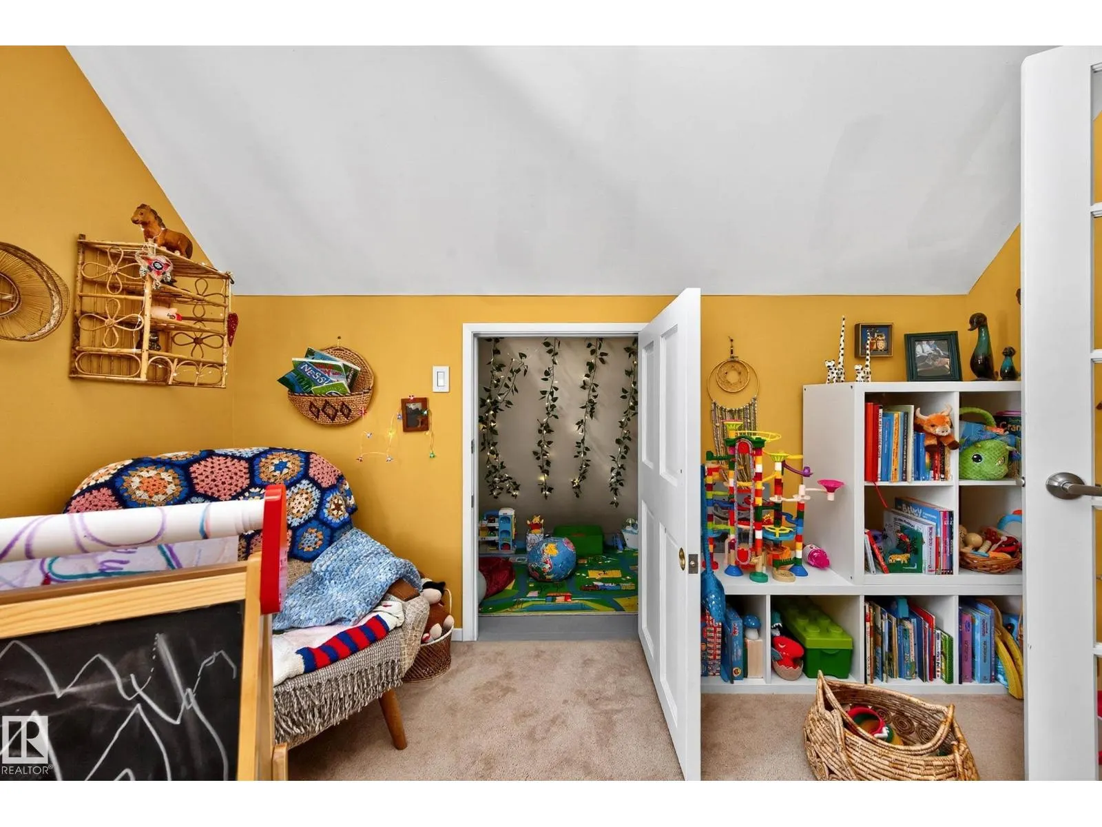 12315 103 ST NW