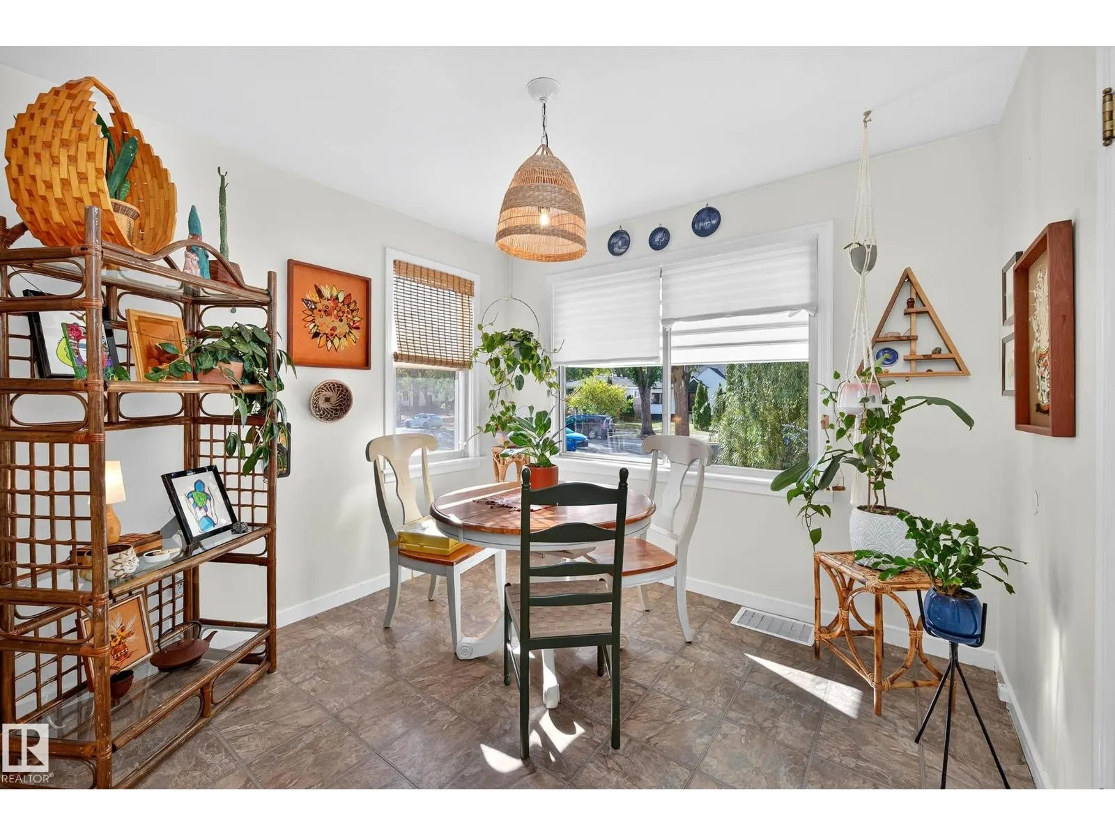 12315 103 ST NW