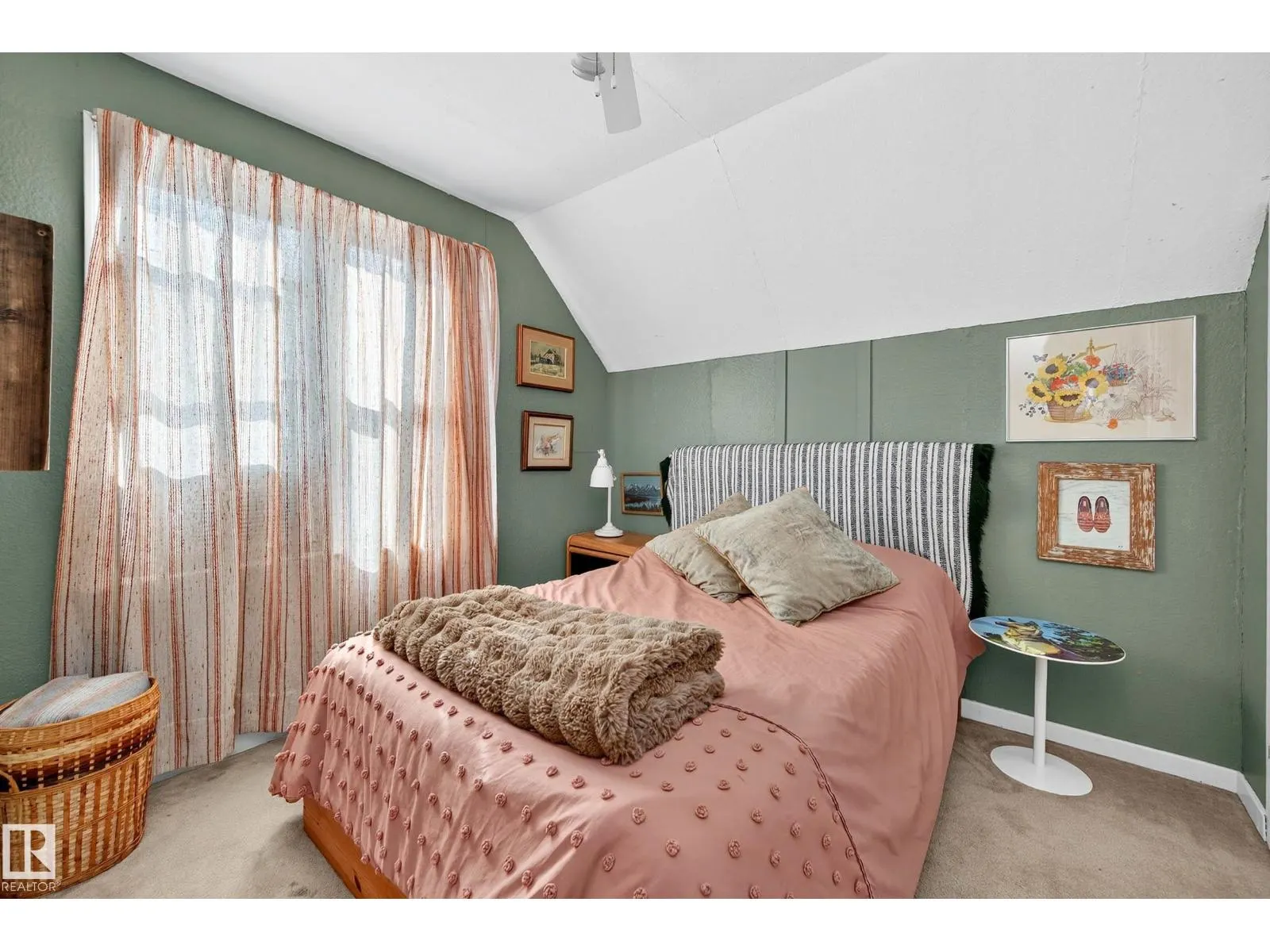 12315 103 ST NW