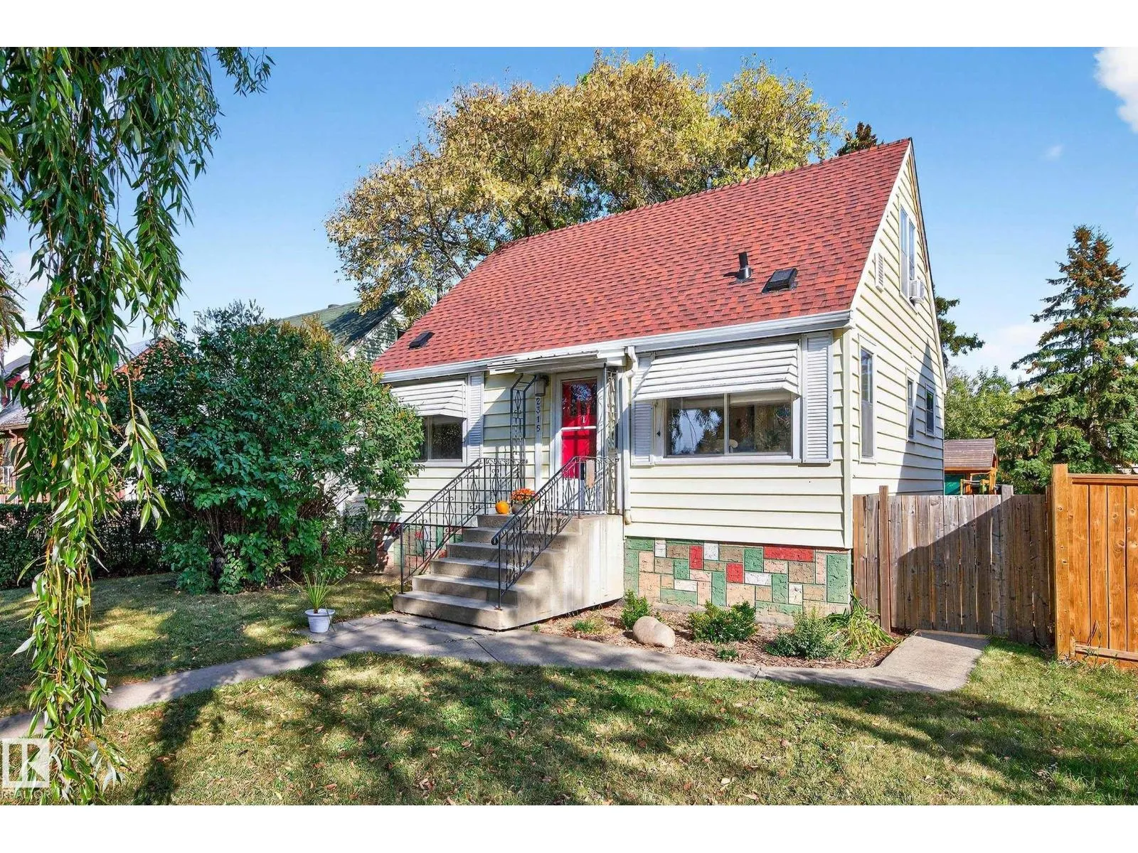 12315 103 ST NW