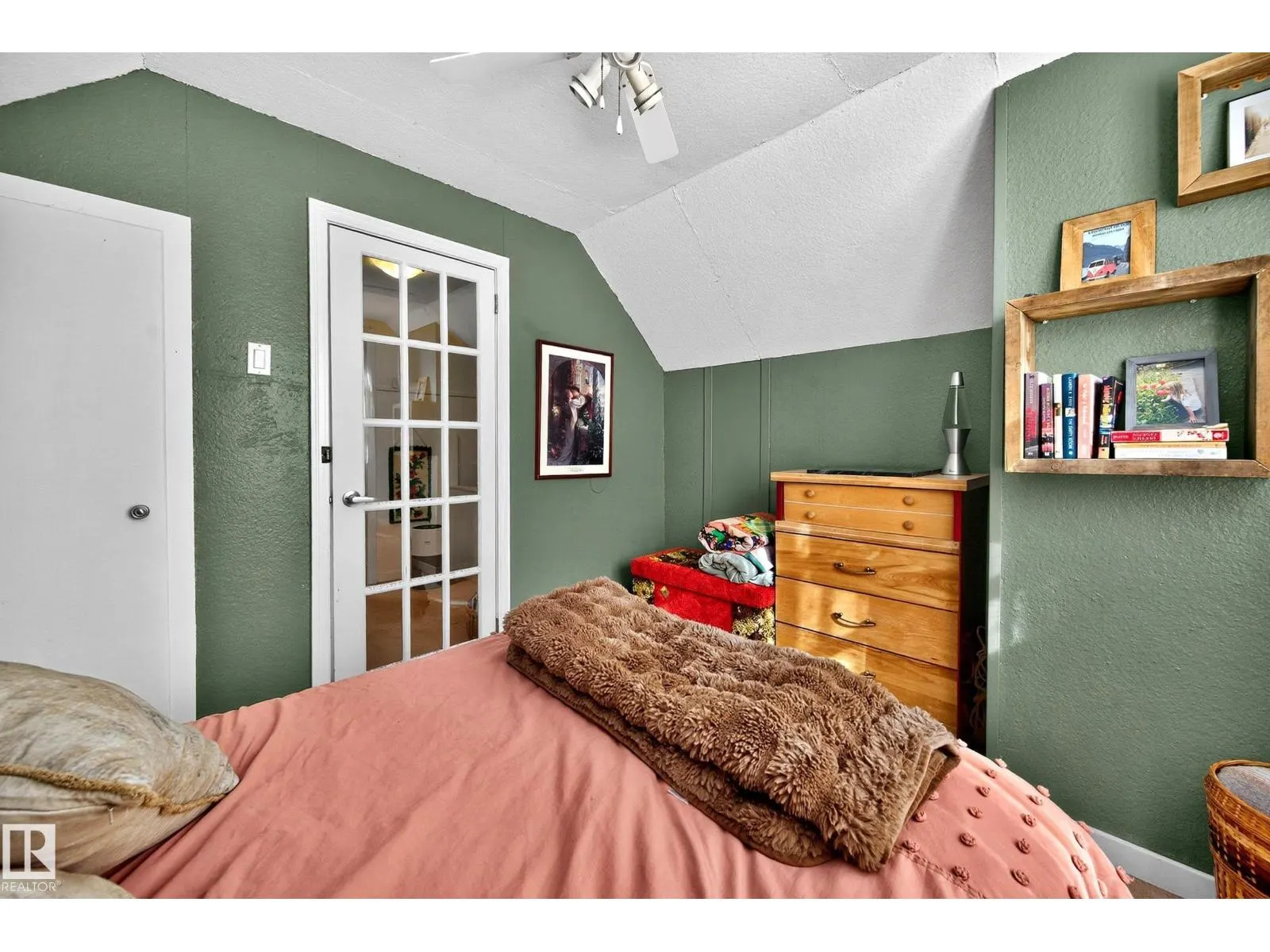 12315 103 ST NW
