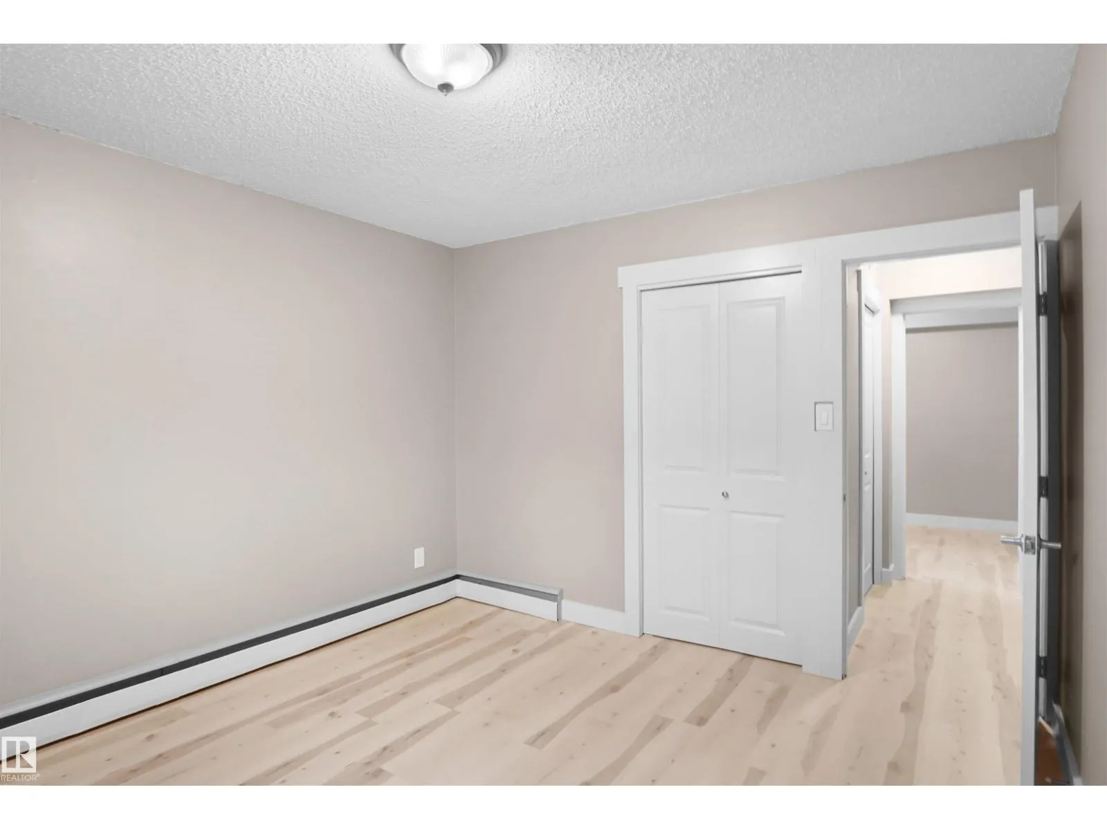#1 5635 105 ST NW