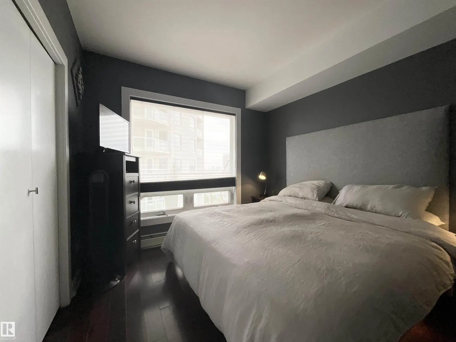 #1504 10152 104 ST NW