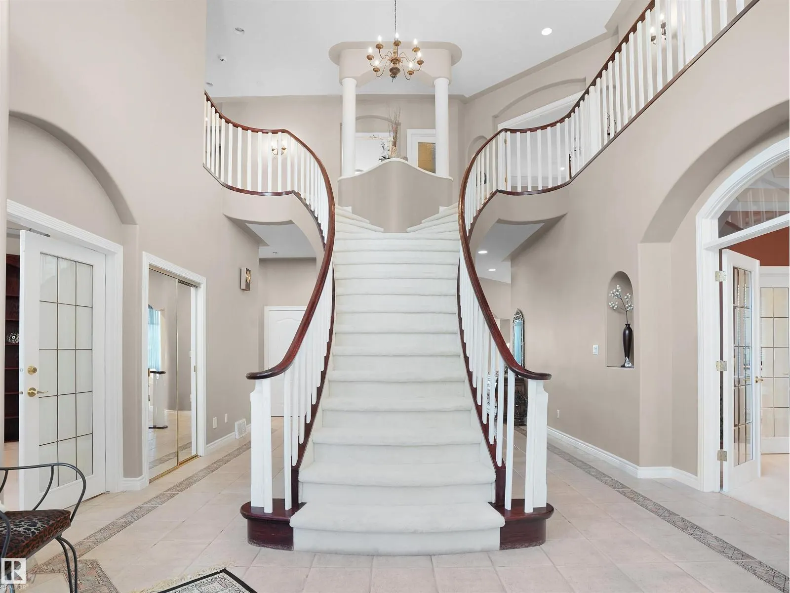 255 WILSON LANE NW