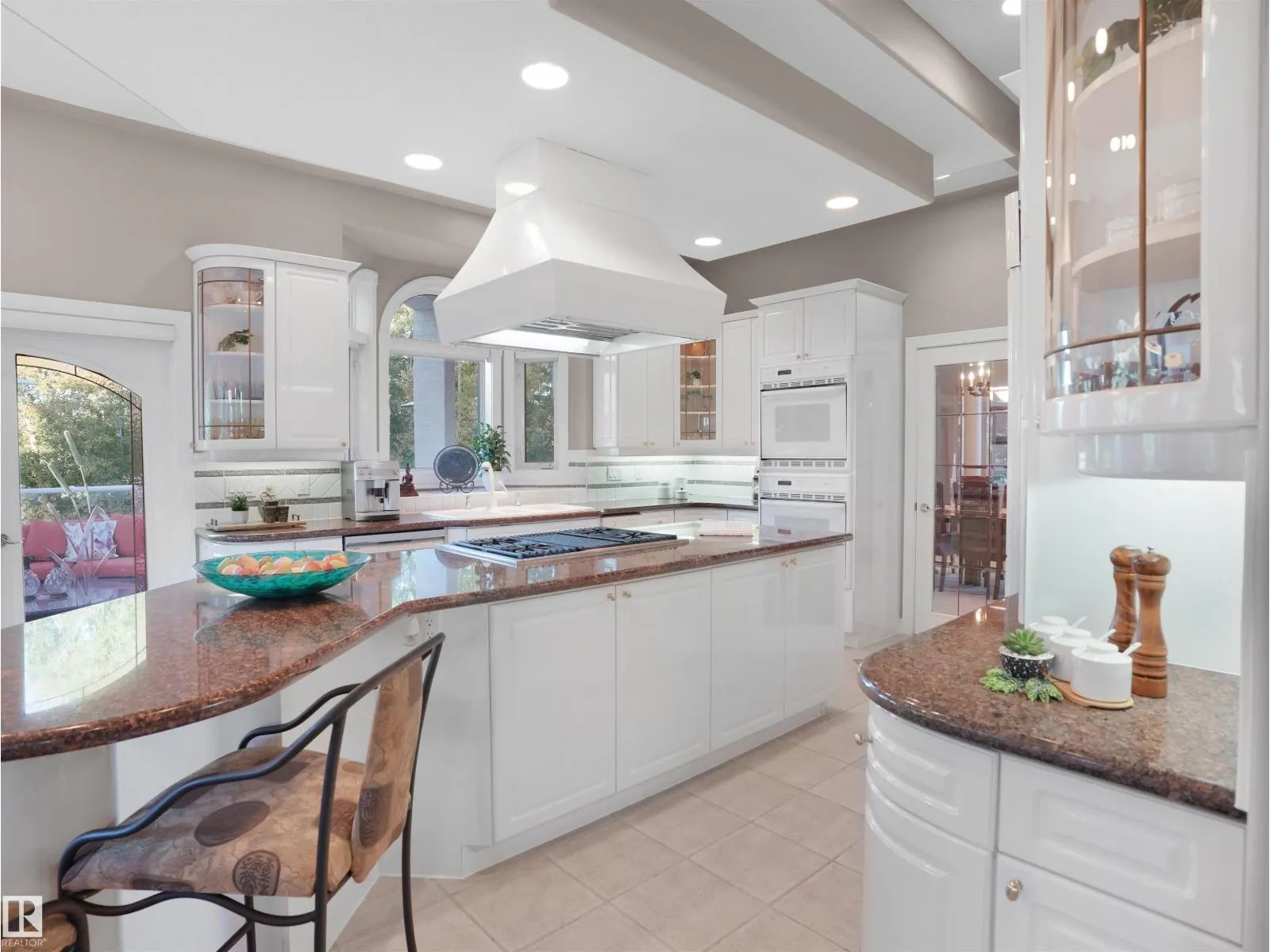 255 WILSON LANE NW