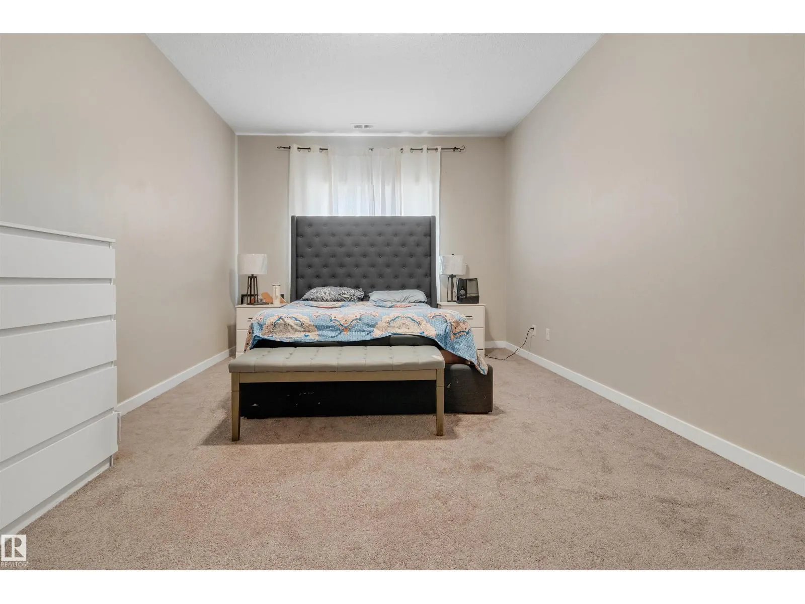 #102 4312 139 AV NW