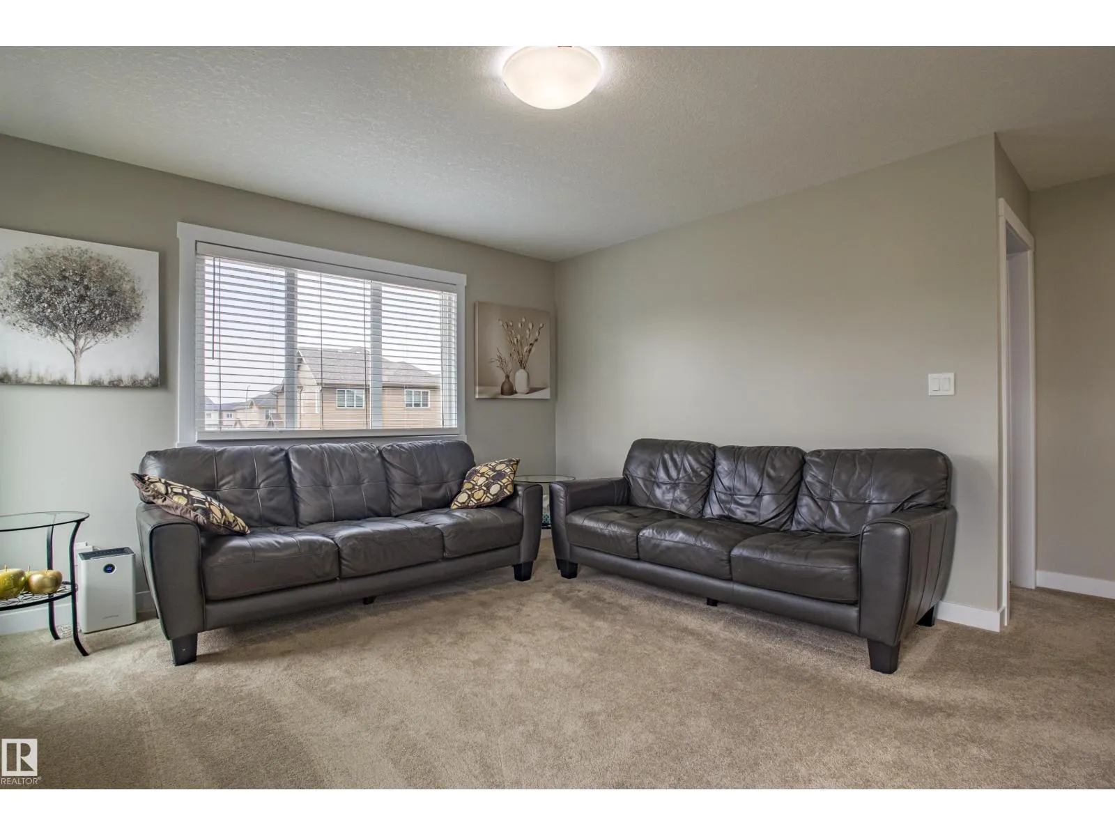 9806 225A ST NW