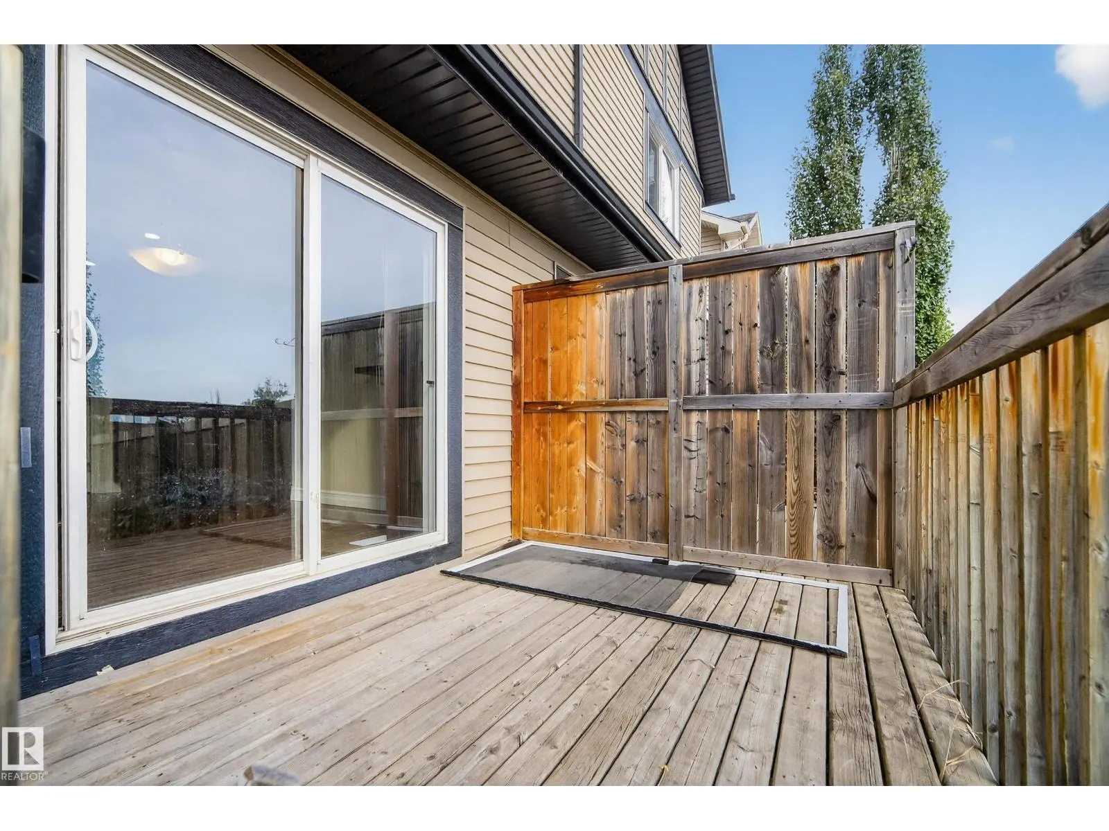 12207 167A AV NW