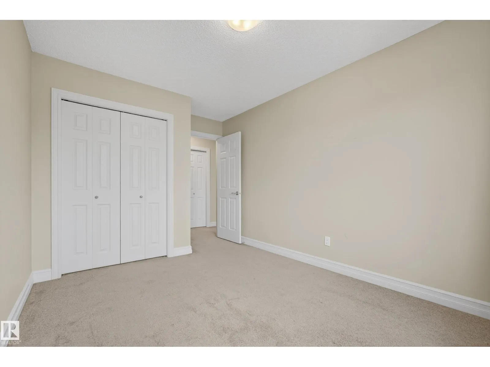 12207 167A AV NW