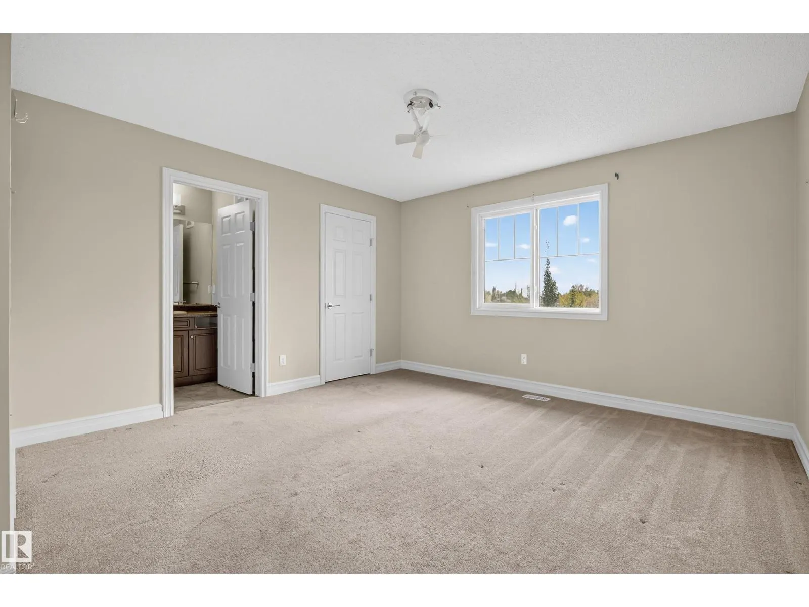 12207 167A AV NW