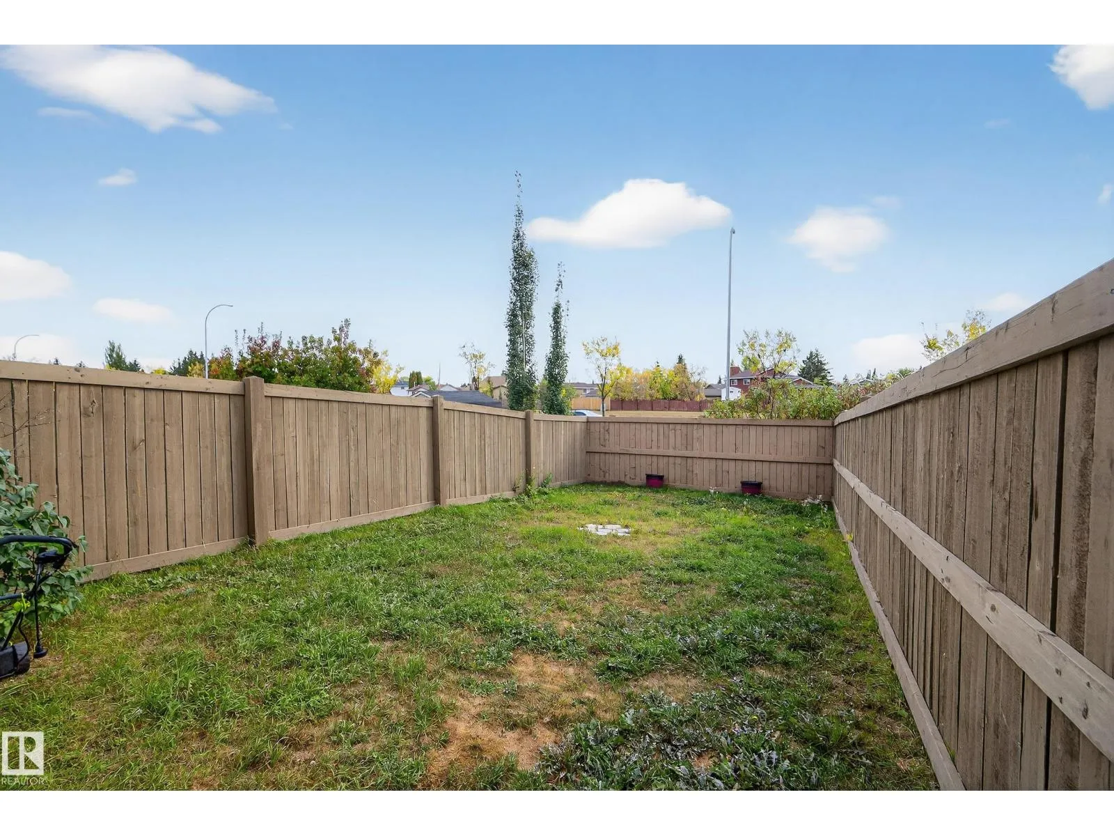 12207 167A AV NW