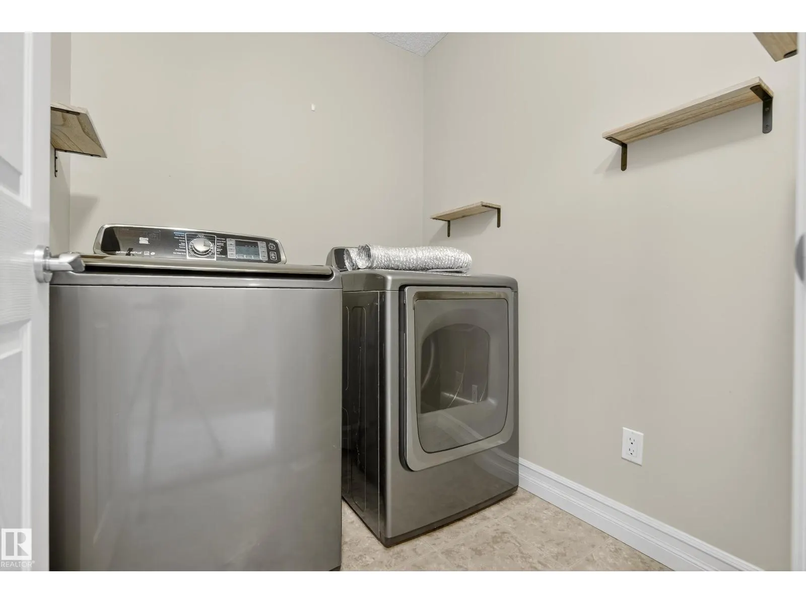 12207 167A AV NW