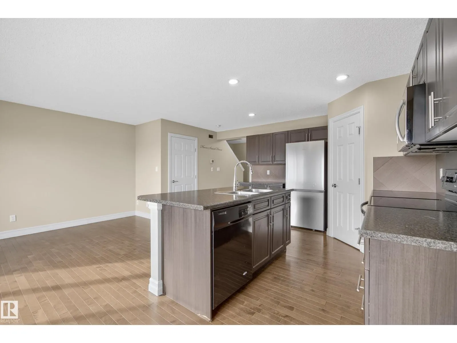 12207 167A AV NW