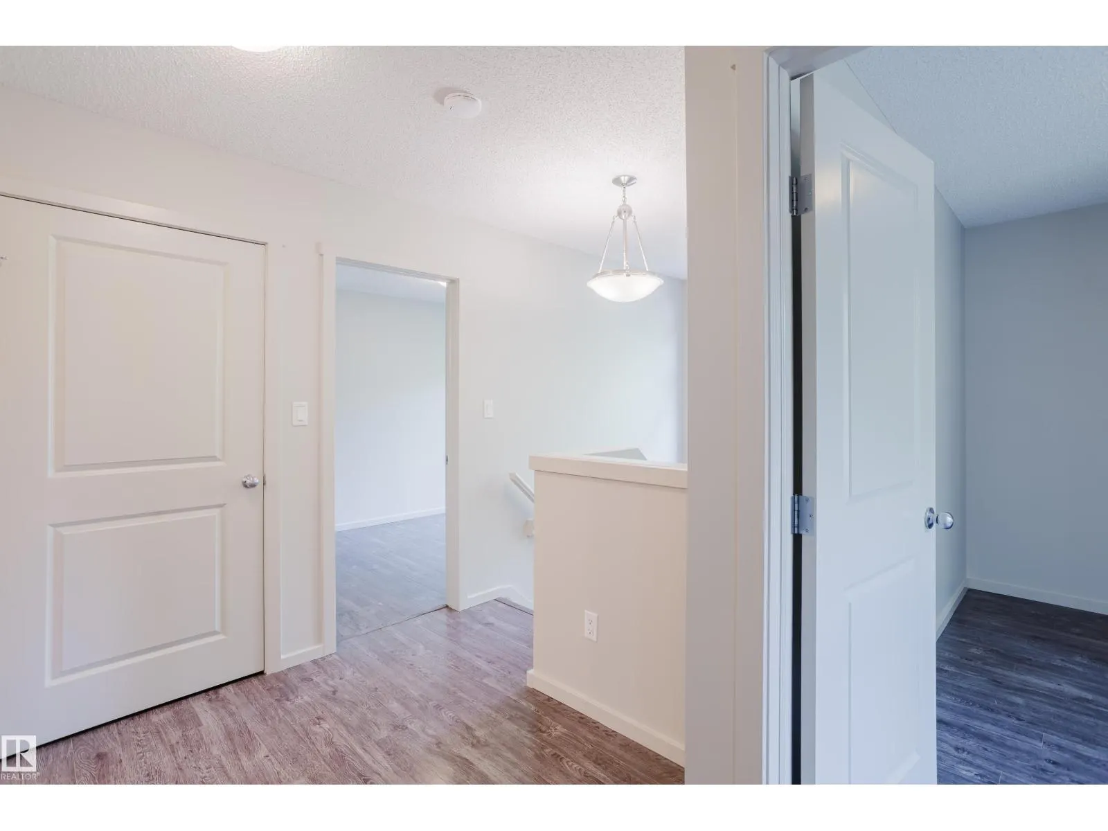 12038 62 ST NW