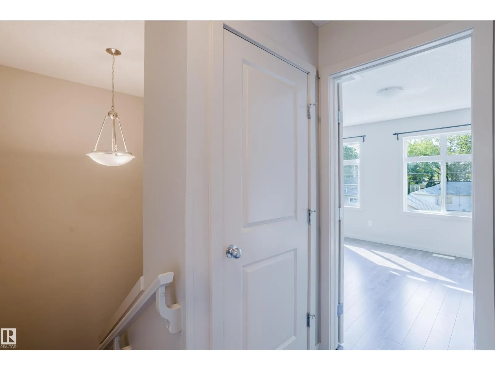 12038 62 ST NW