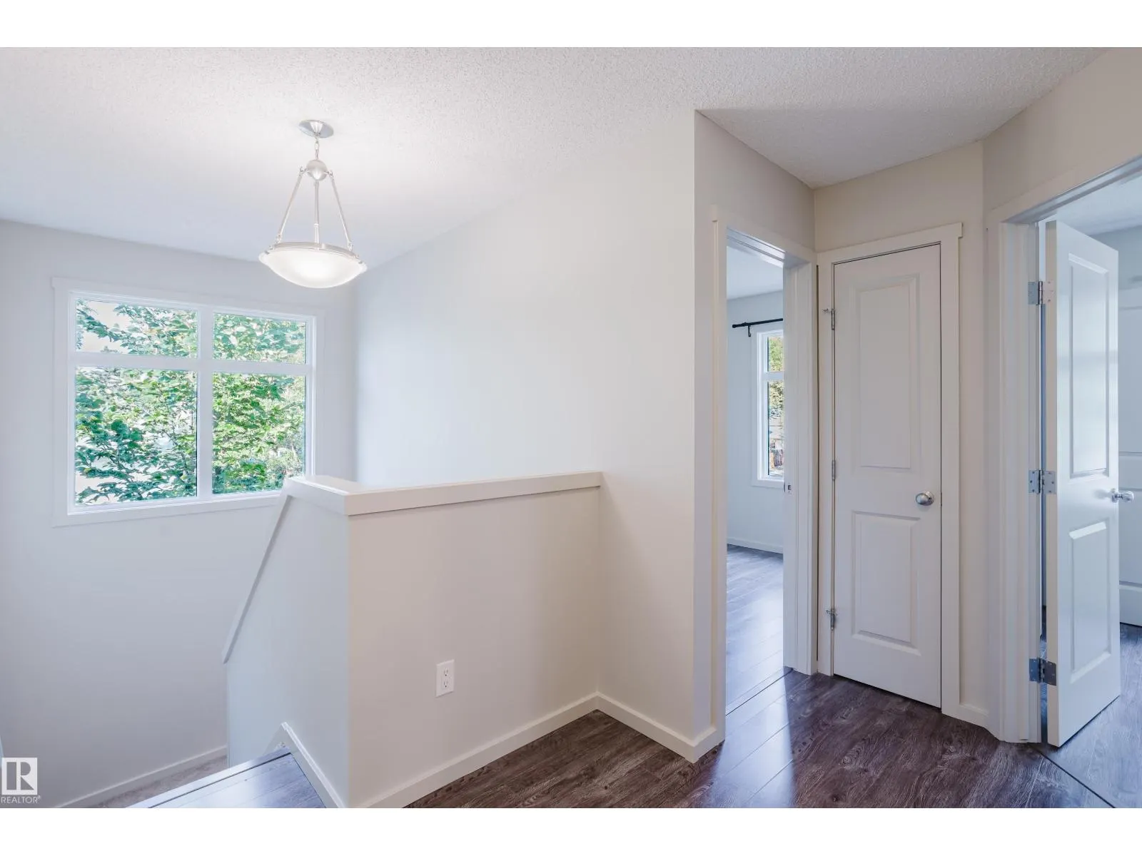 12038 62 ST NW