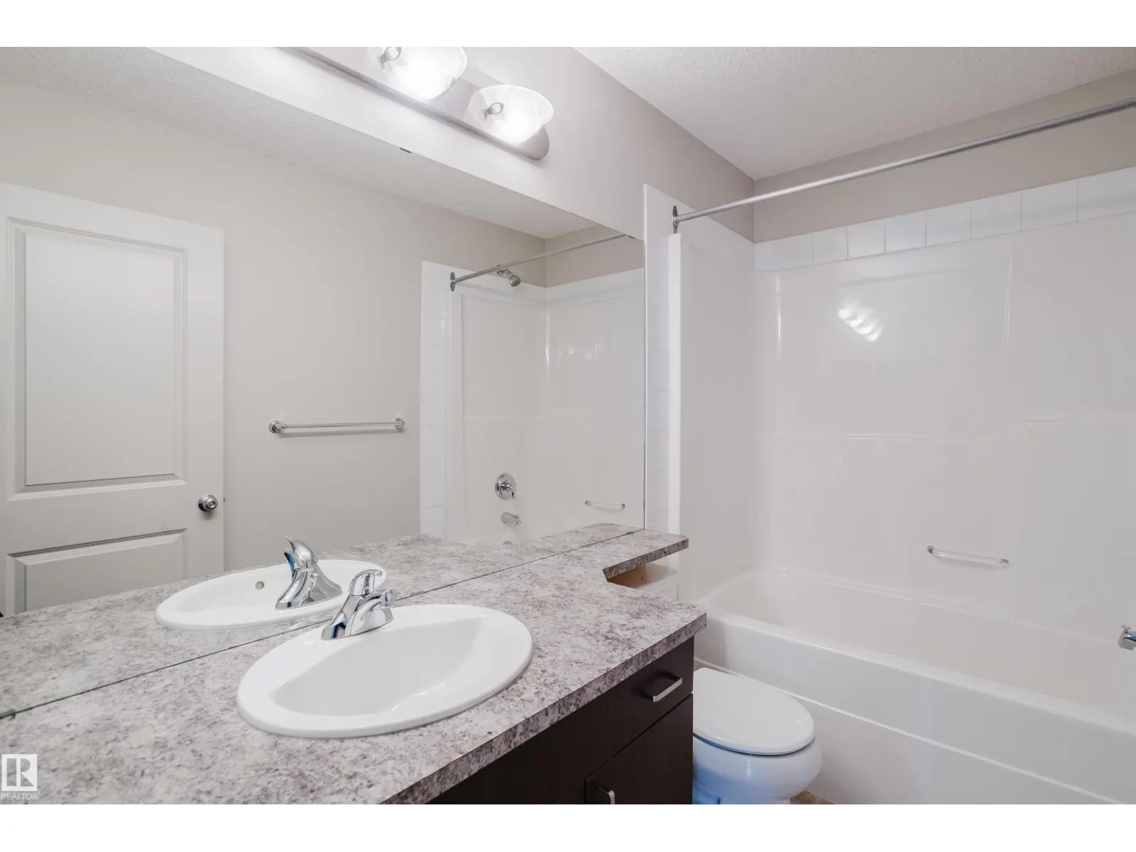 12038 62 ST NW